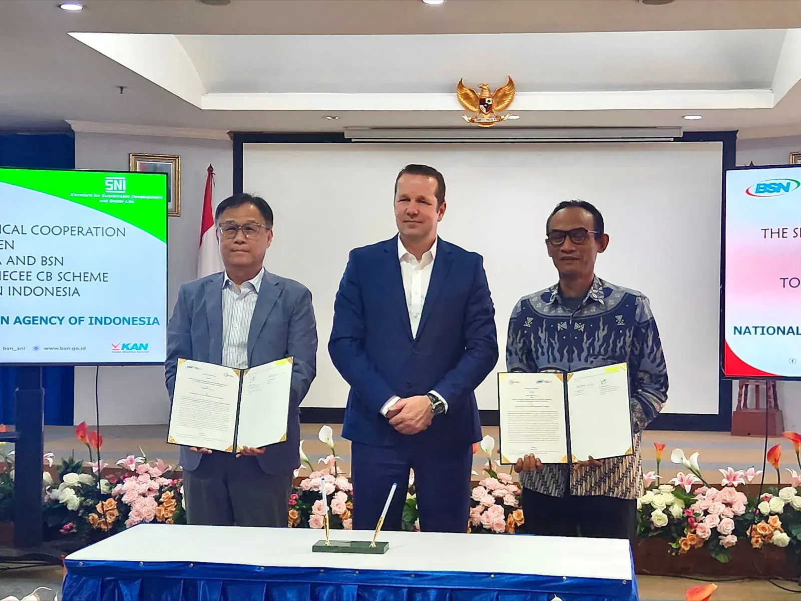 fe0f398d-ad57-4e36-97dc-1424cc88d637